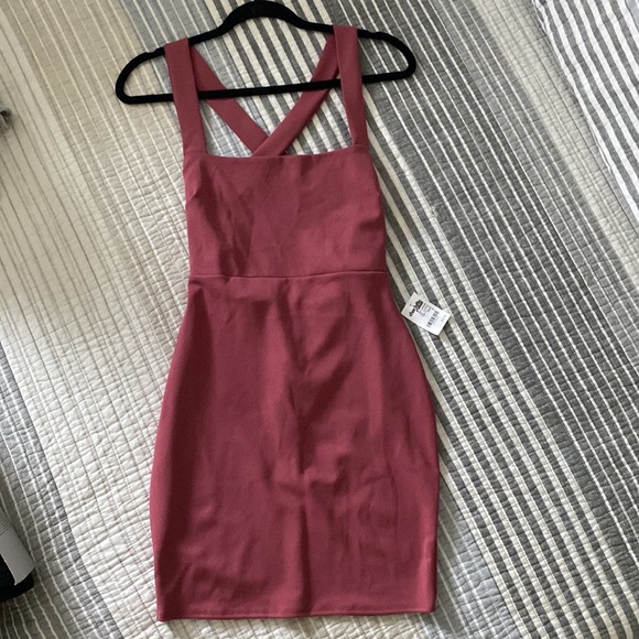 Dress - Picture 1 of 4